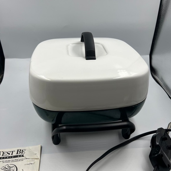 Vintage West Bend Electric Skillet 543J 1200 Watts 120 Volt Tested Camper - Picture 4 of 12